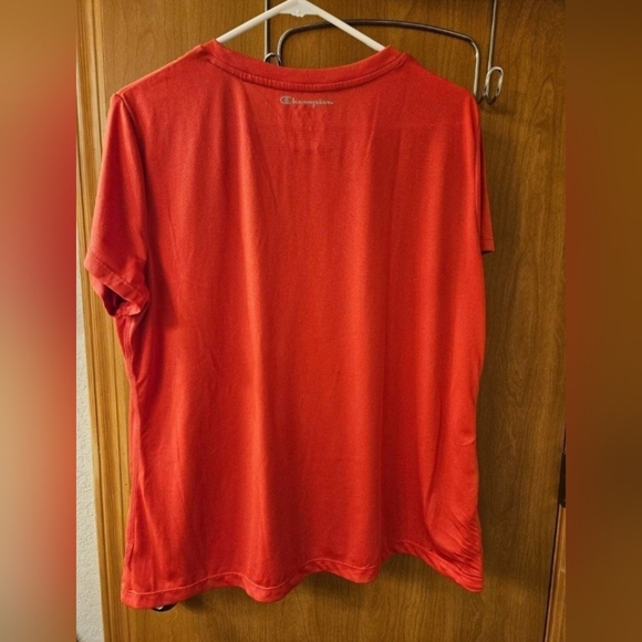 Champion Performance tee - Picture 2 of 3